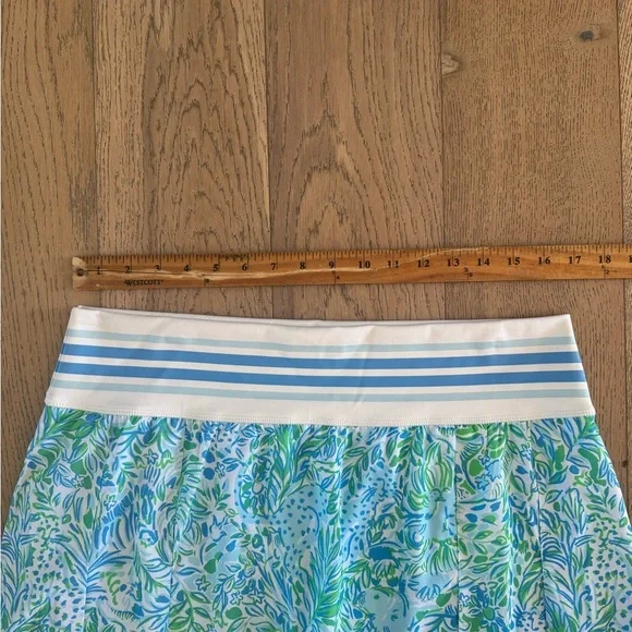 Lilly Pulitzer Luxletic Light Blue Activewear - Picture 3 of 4